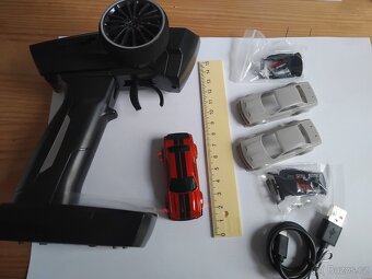 RC model Turbo Racing RTR 1:76 - 12