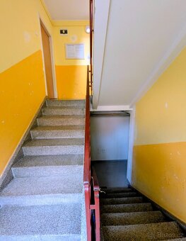 Prodej rekonstruovaného bytu 2+kk s lodžií v Uherském Brodě - 12