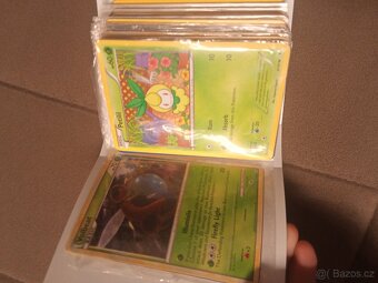 Prodam mini pokémon album s kartami - 12