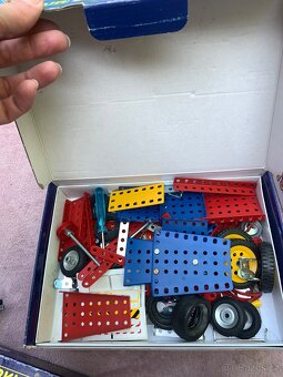 Hry: domino, brusle, magnetické stavebnice, merkur, Smolíček - 12