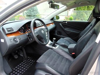 VOLKSWAGEN PASSAT VARIANT 2.0 TDI 4x4 HIGHLINE, PŮVOD ČR - 12