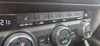 Škoda Octavia 3 RS 135kw Kombi / Bez investic / Super stav - 12