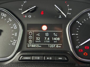 Peugeot Traveller 2,0 HDi, 110 Kw 1.maj. 8 míst NAVI - 12