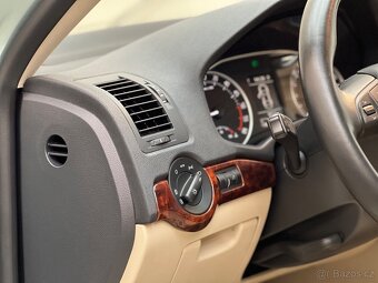 Škoda Octavia II combi 2.0TDi,103kW,DSG,4x4,tažné,Xenon,Kůže - 12
