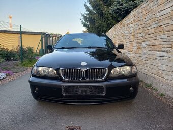 Benzínové BMW 318i ... 153042km - 12