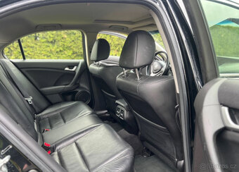 Honda Accord 2.4 Executive - 12