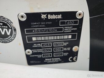 Smykový nakladač Bobcat T450 - 12