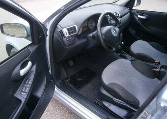 Fiat Stilo 1.6i benzín manuál 77 kw - 12