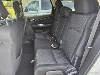 Fiat Freemont 2,0JTD (103kw) 2011 - 7míst - TOP STAV - 12