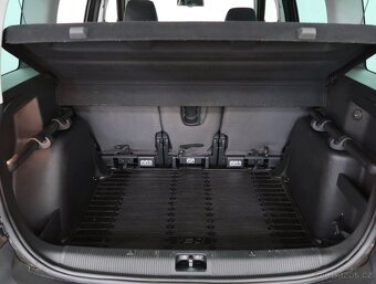 Škoda Yeti 2.0 TDI, 2012, 130 031 km - 12