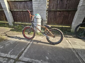 BMX - 12