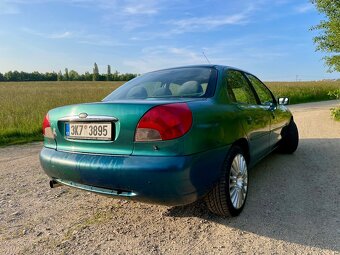 Ford Mondeo - 12