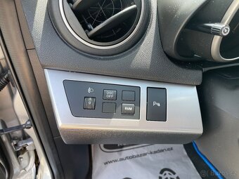 Mazda 3 1,6 77kW, ZACHOVALÉ, SERVISKA - 12