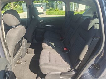 Ford S-MAX 2.0 TDCi 7 místne - 12