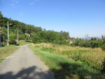 Prodej stavebního pozemku v Radějově - 12