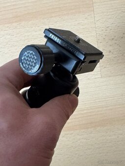 Karbonové stativy a hlavy Feisol - 12