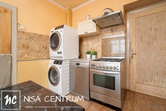 Prodej rodinného domu 250 m2 v klidné části Nové Paky - 12