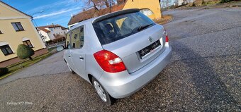 Škoda Fabia 1.4.16V 63Kw R.v 11/2010 - 12