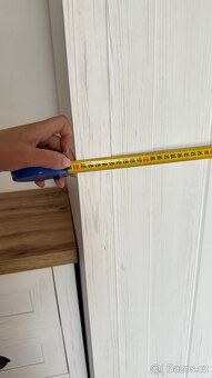 Šatní skříň MARKSKEL 162×210 bílá/barva+komoda - 12