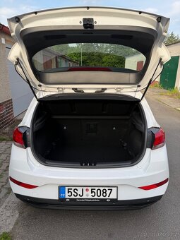 Hyundai i30 1.5i - 12
