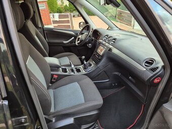 Ford Galaxy, Business 2013, 7x míst - 12