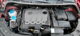 Volkswagen Touran 2.0 TDI 7 MÍST 2014 - 12