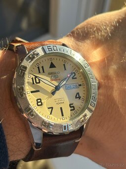 Seiko 5 Sports / béžový ciferník - 12