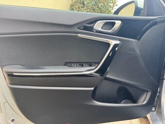 KIA Cee’d Sporty Wagon 1.5 T-GDi Gold - 12