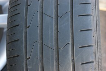 R16 kola originál VW a taky na Audi Seat Audi letni pneu - 12