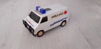 autíčka - angličáky ambulance (sanitky) - 12