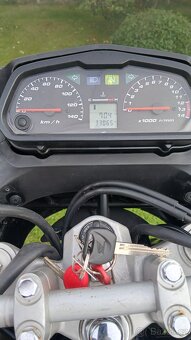 Honda XL 125 Varadero - 12