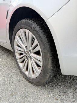 Opel Insignia, 2,0 BEZ KOROZE Ojeté, 2013, 239 253 km Karose - 12