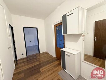 Prodej bytu 3+1 s lodžií v Kraslicích - 12