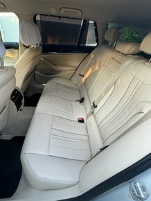BMW 530XDrive Touring G31 - 12
