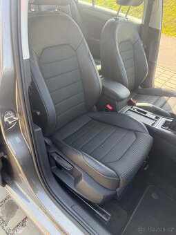 Volkswagen Golf 7 variant 1,6 TDI 81KW. Tažné,NAVI, LED - 12