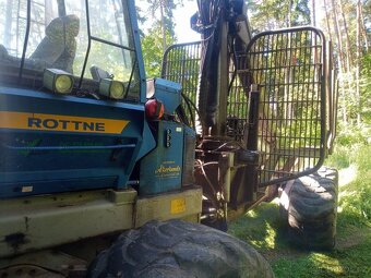 Vyvážecí souprava Rottne F12S - 12