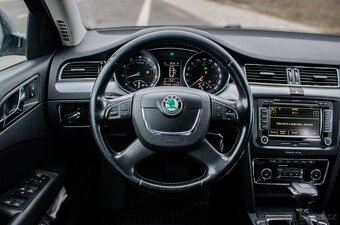 Škoda Superb Combi 1.8 TSI Comfort DSG - 12