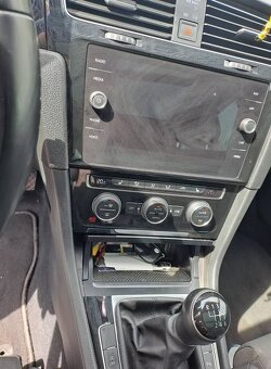 Volkswagen Golf - 12
