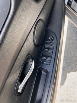 Prodám BMW E60 automat. - 12