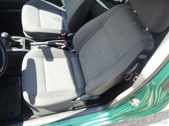 VW Polo 1.2i r.v.2002 (47 kw) STK:4/2027 - 12