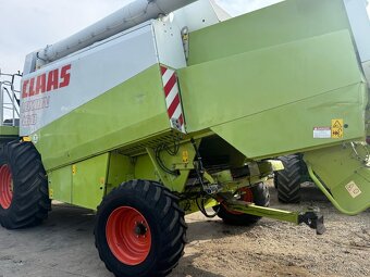 Sklízecí mlátička Claas Lexion 460, žací lišta V660 nebo 7, - 12