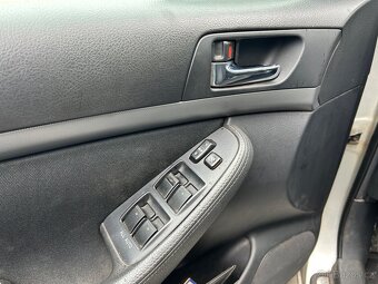 Toyota Avensis, 2.0 D-4D, 93 kW, dovoz - 12