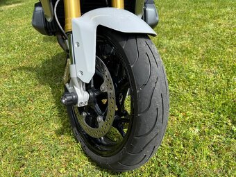 BMW R1250r HP - 12