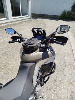 Ducati Multistrada 1200 Enduro, GARANČNÍ SERVIS, VÝBAVA - 12