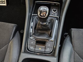 Skoda Kodiaq Style 4x4 TDI manuál Keyless Navi Kamera LED - 12