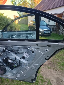 Dveře Superb Passat B5.5 - 12