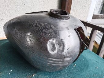 Jawa pérák, Ogar 350 - rám a nádrž - 12