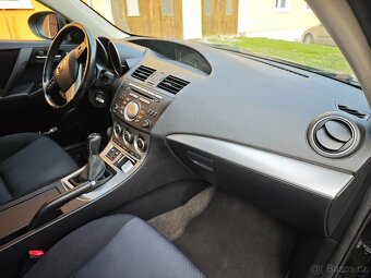 Prodám Mazda 3,2011, benzín, slušná výbava, BOSE, nová STK - 12