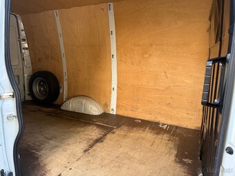 Iveco Daily 2.3 HPI, původ Čr, pouze 186 tis. km - 12
