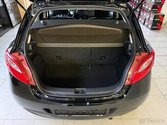 Mazda 2 1.3 62 kW 2.majitel - 12
